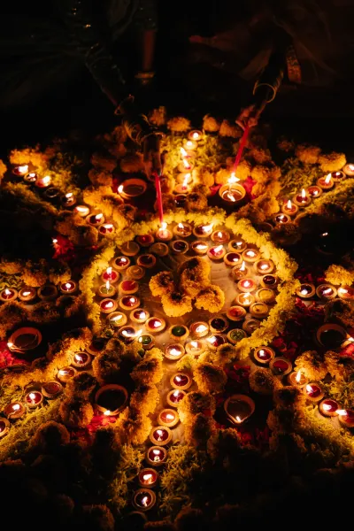 Diwali Rangoli & Diya Décor