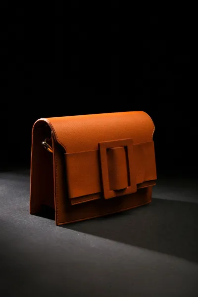 Structured Leather Tote Handbag